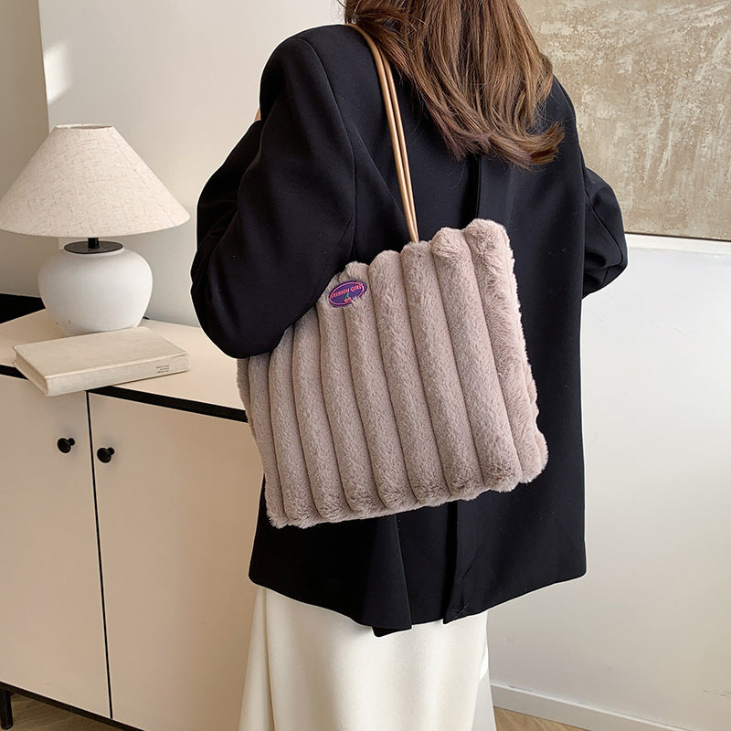 Autumn And Winter Plush New Casual Shoulder Large Capacity Totes